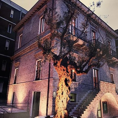 B&B Palazzo Storico Di Nicola Pescara Kültér fotó
