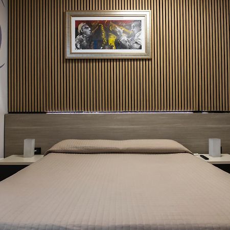 B&B Palazzo Storico Di Nicola Pescara Kültér fotó
