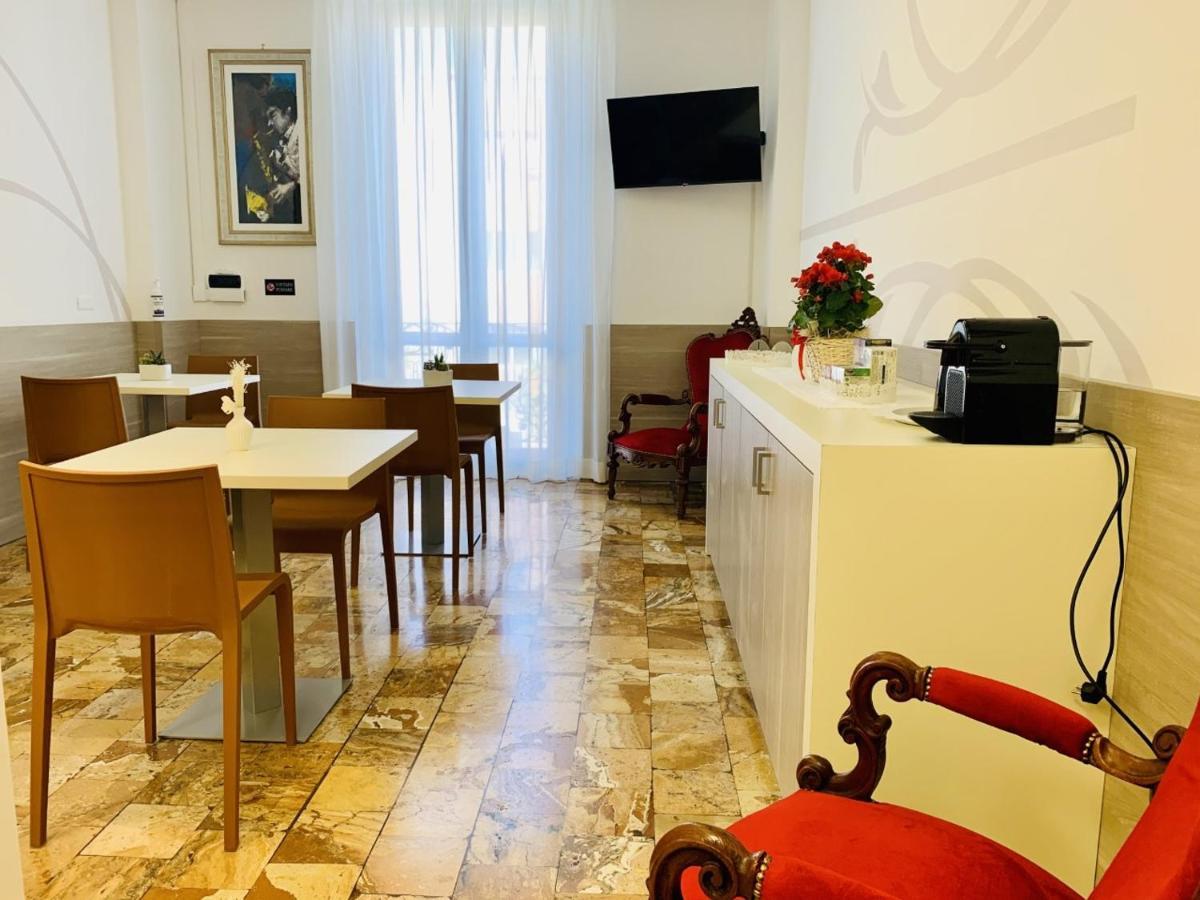 B&B Palazzo Storico Di Nicola Pescara Kültér fotó