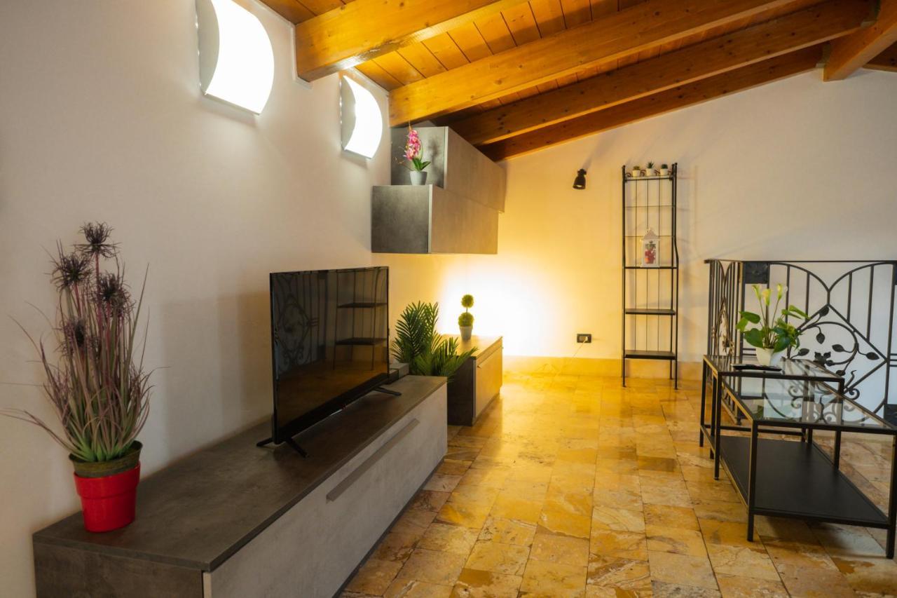 B&B Palazzo Storico Di Nicola Pescara Kültér fotó