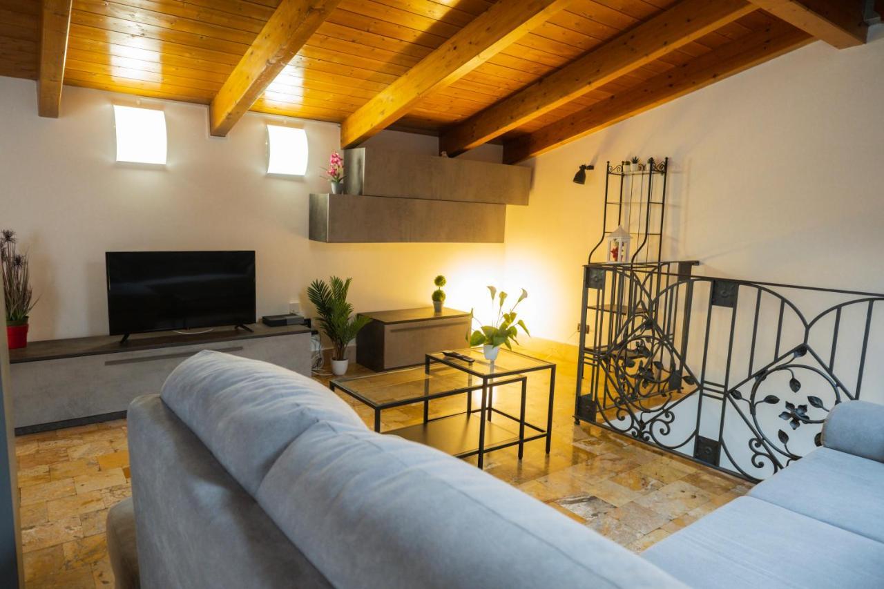 B&B Palazzo Storico Di Nicola Pescara Kültér fotó