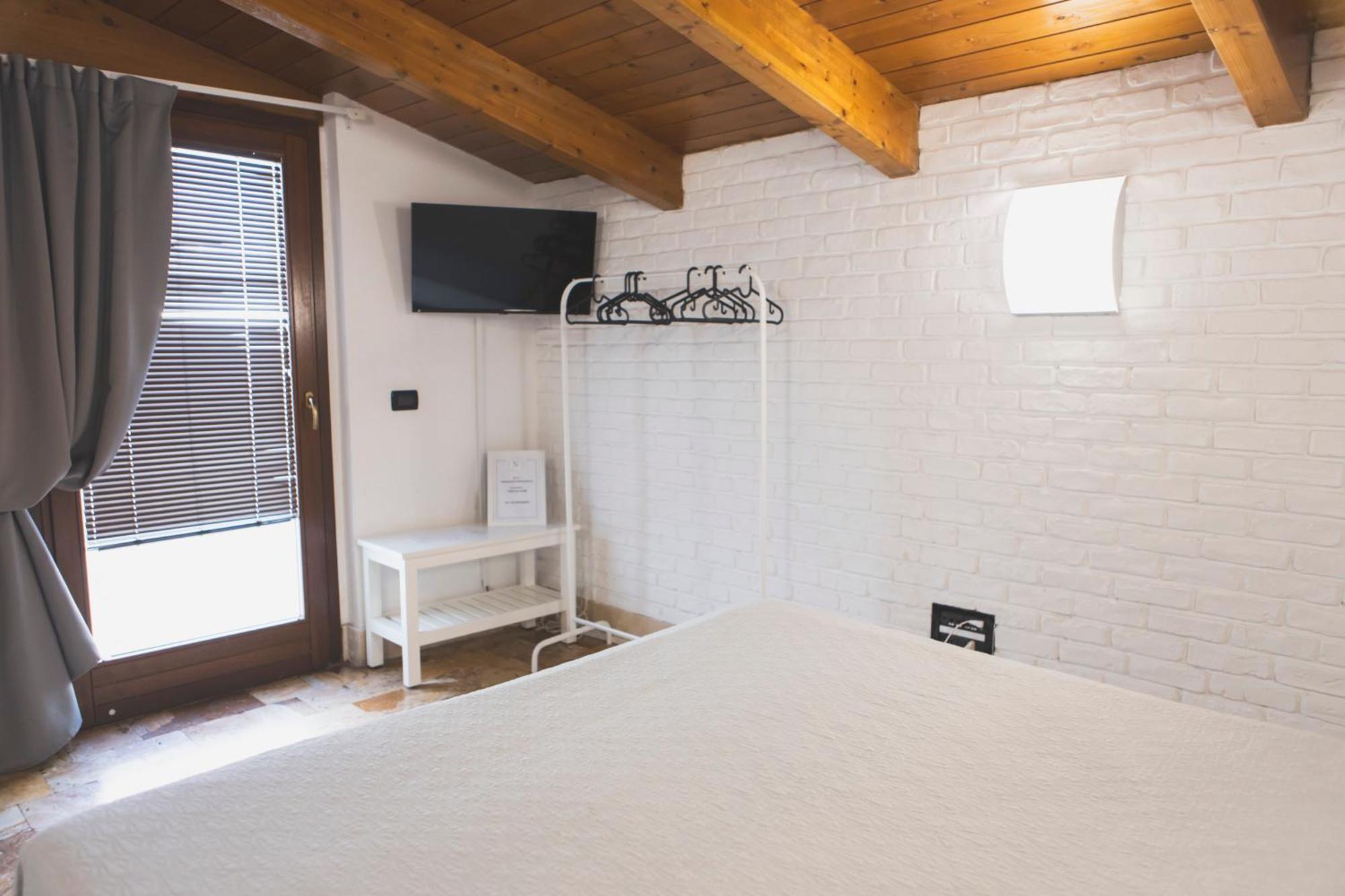 B&B Palazzo Storico Di Nicola Pescara Kültér fotó