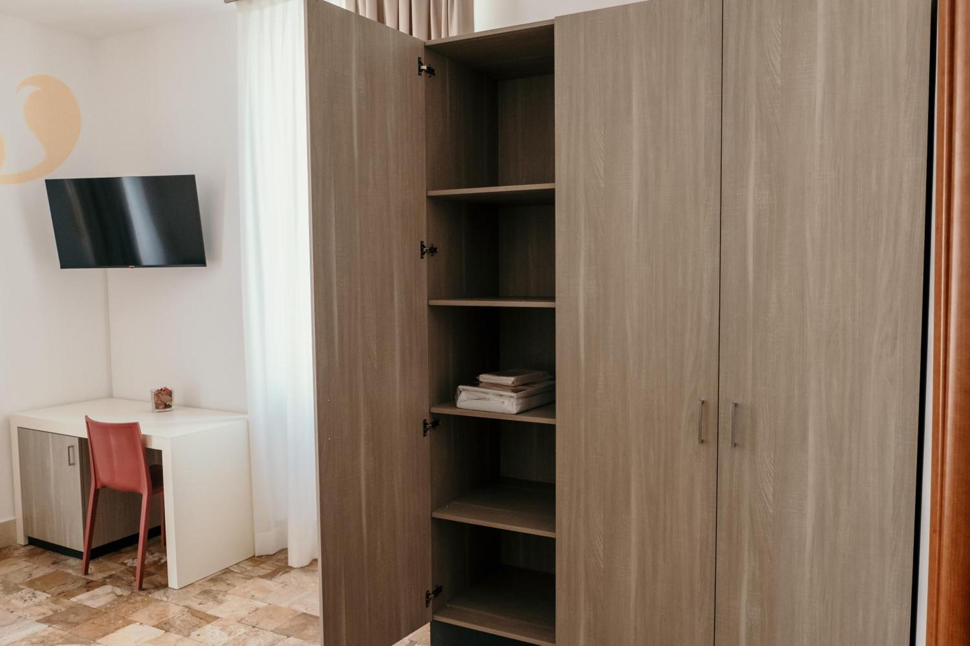 B&B Palazzo Storico Di Nicola Pescara Kültér fotó