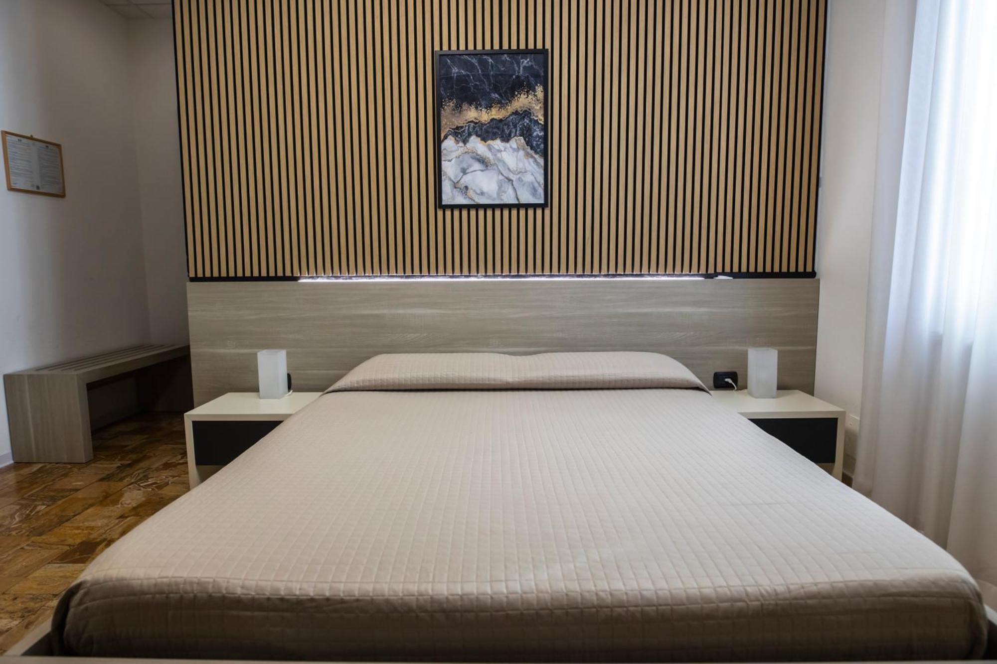 B&B Palazzo Storico Di Nicola Pescara Kültér fotó